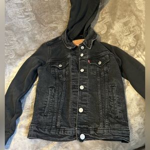 Levi Black jean jacket